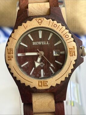 BEWELL Wooden Watch in Two-Tone Brown and Light Wood New Battery